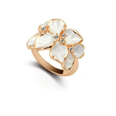 Women Flower Ring Crystal Cubic Bezel Setting Fashion Gold