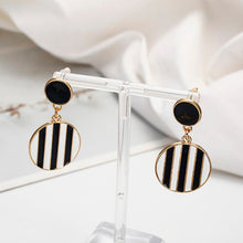 Load image into Gallery viewer, Newest Fashion Women Stud Earrings Unquie Design Geometric Ear Jewelry Wholesale And Dropshipping