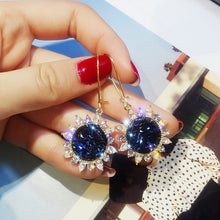 Load image into Gallery viewer, New fashion Earrings for Women Elegant Flower Crystal Earrings Round Gold Earrings wedding party Earrings Female